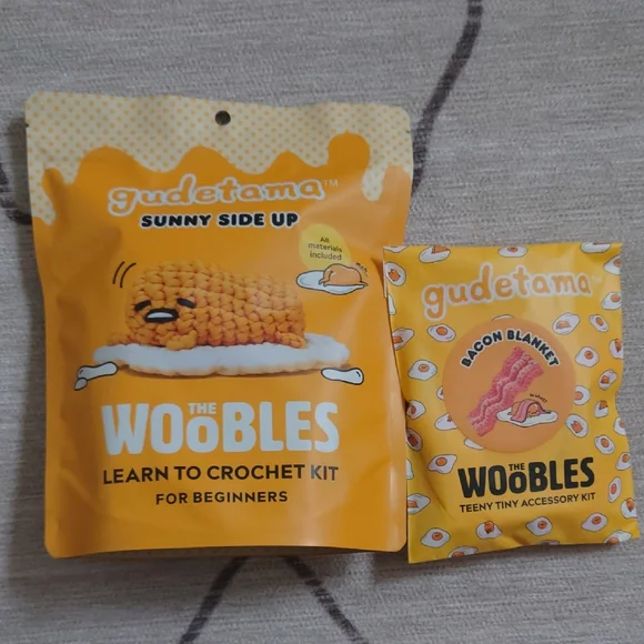 The Woobles Gudetama Sunny Side Up + Bacon Blanket Crochet / Amiguri Kit - Picture 1 of 2